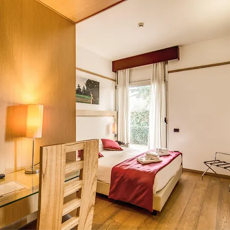 Ginevra Palace 3*