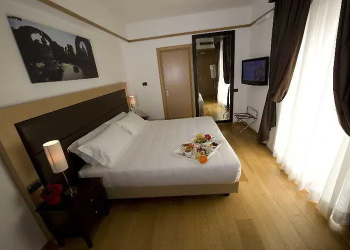 호텔 Ginevra Palace