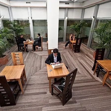 Hotell Ginevra Palace 3*