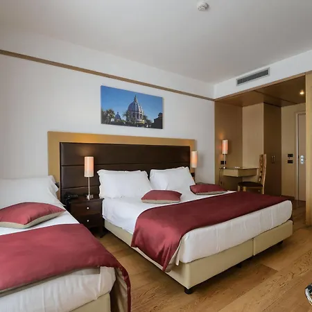 ホテル Ginevra Palace ローマ