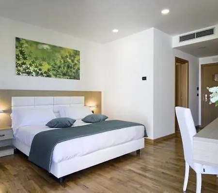 Ginevra Palace 3* Roma